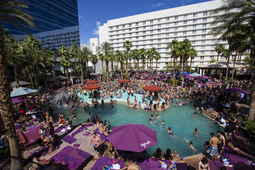 12 Insider Tips to the Top 12 Las Vegas & Pool Parties VPP