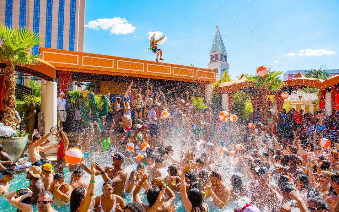 Photos of Las Vegas Pool Parties at Various Hotels As the City Reopens