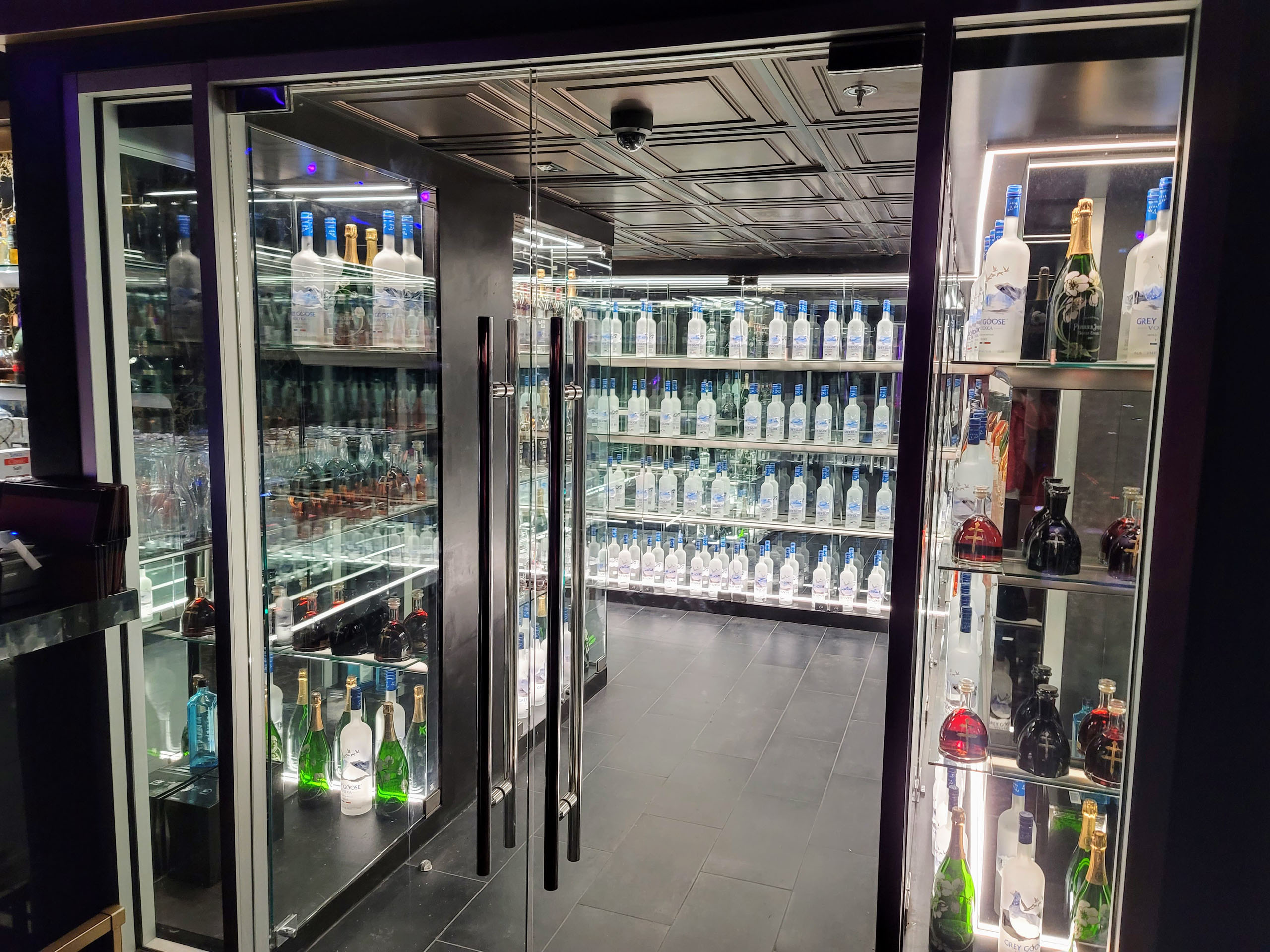 Buy Now Pay Later Bottle Service Demo - Image 10